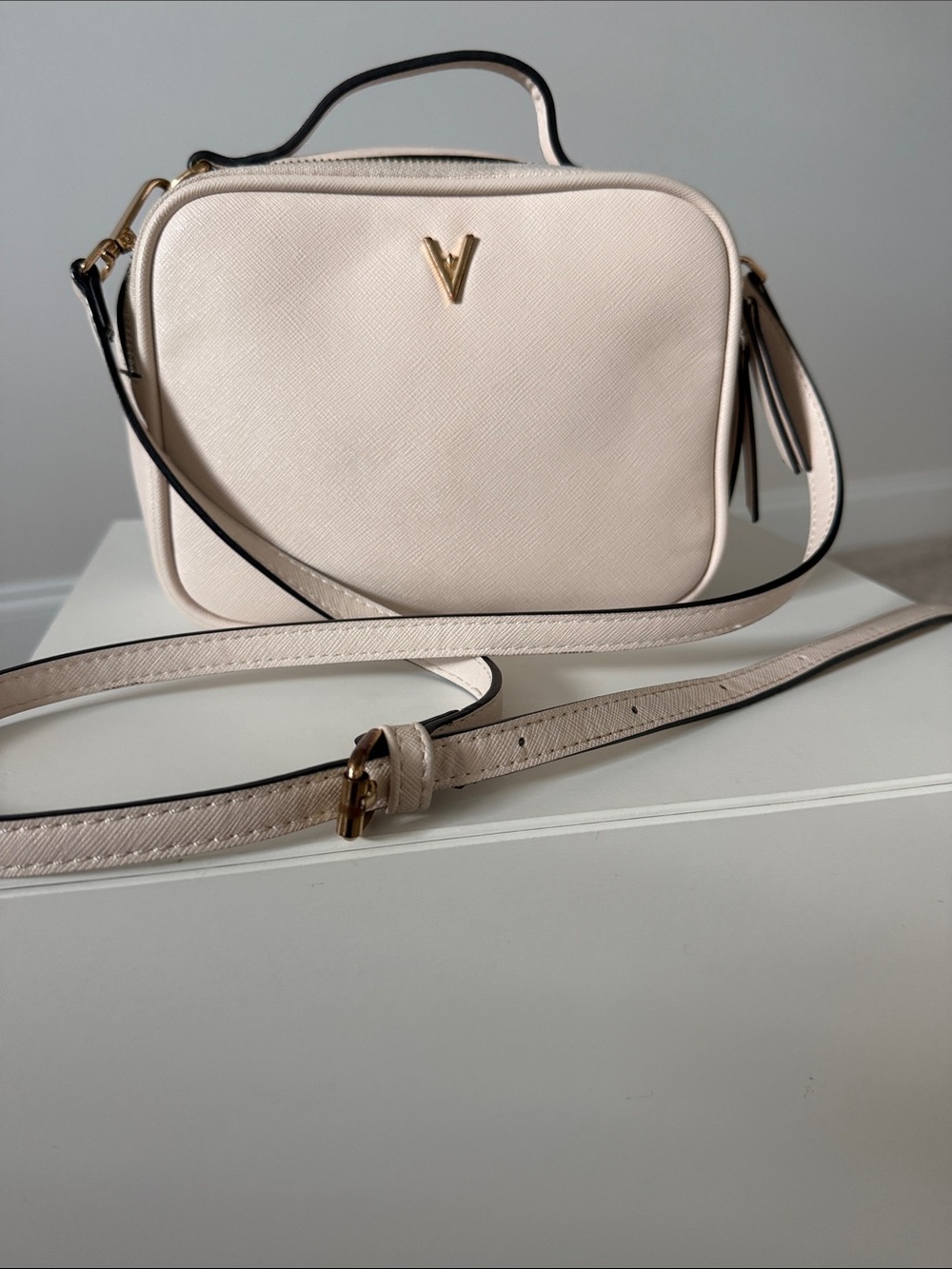 V-Logo Cream Crossbody Camera Bag by